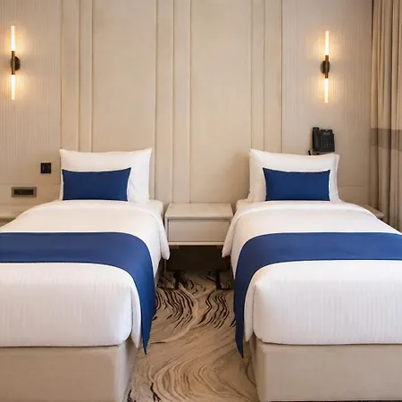 Elite World Comfy Avcilar 4*